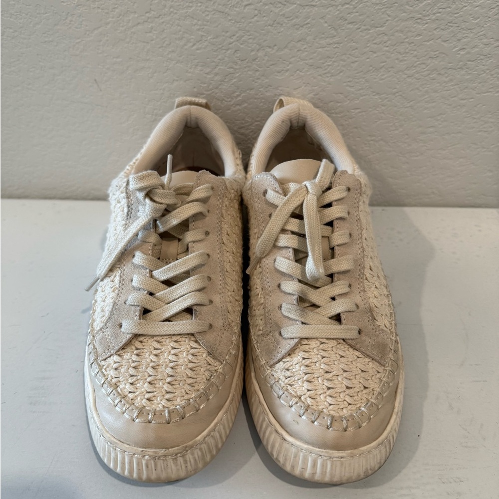 Dolce Vita Woven Sneakers Size 9